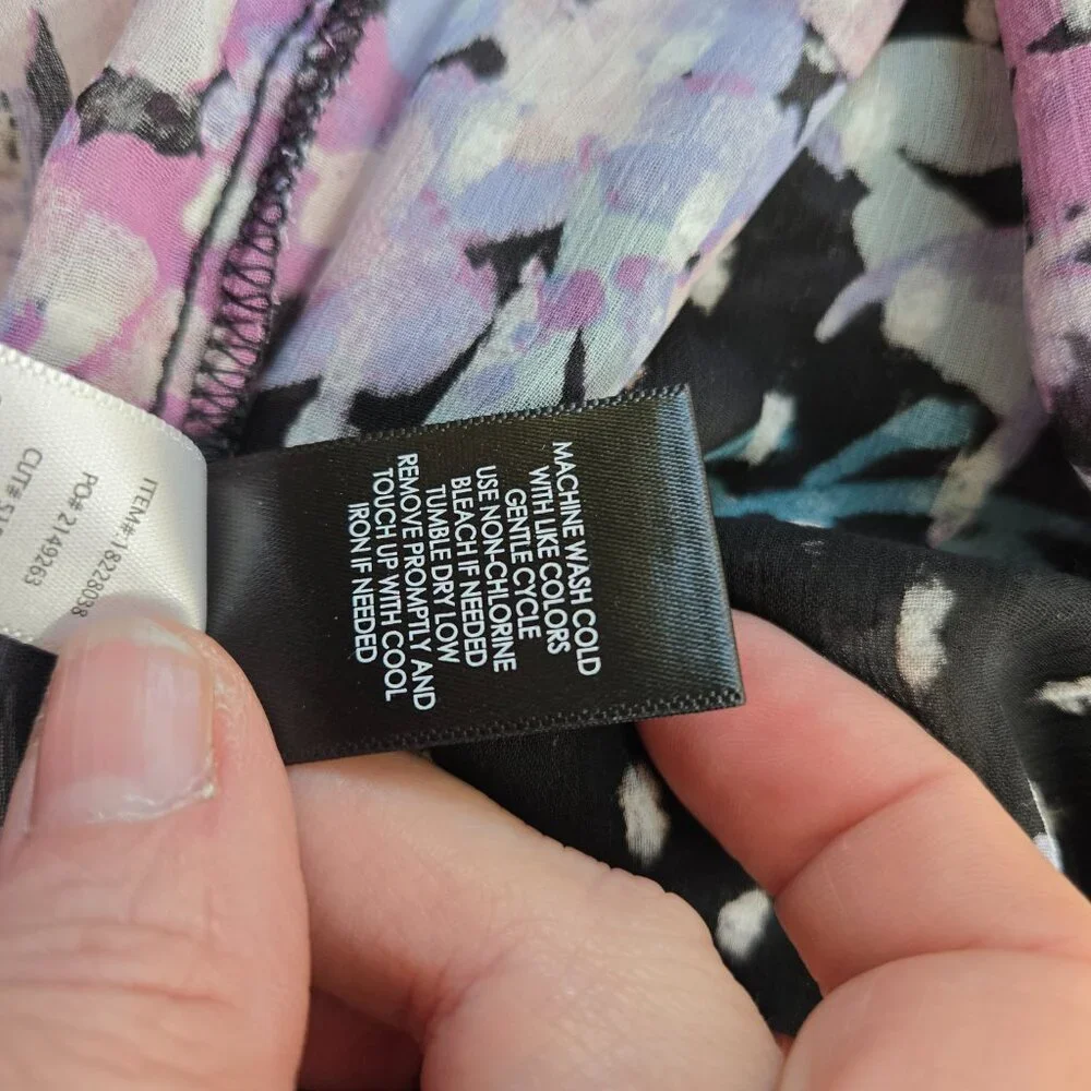 630-24 Torrid Maxi Swiss Dot Floral front tie Kimono Duster Size 2 (16/18) - Picture 12 of 12